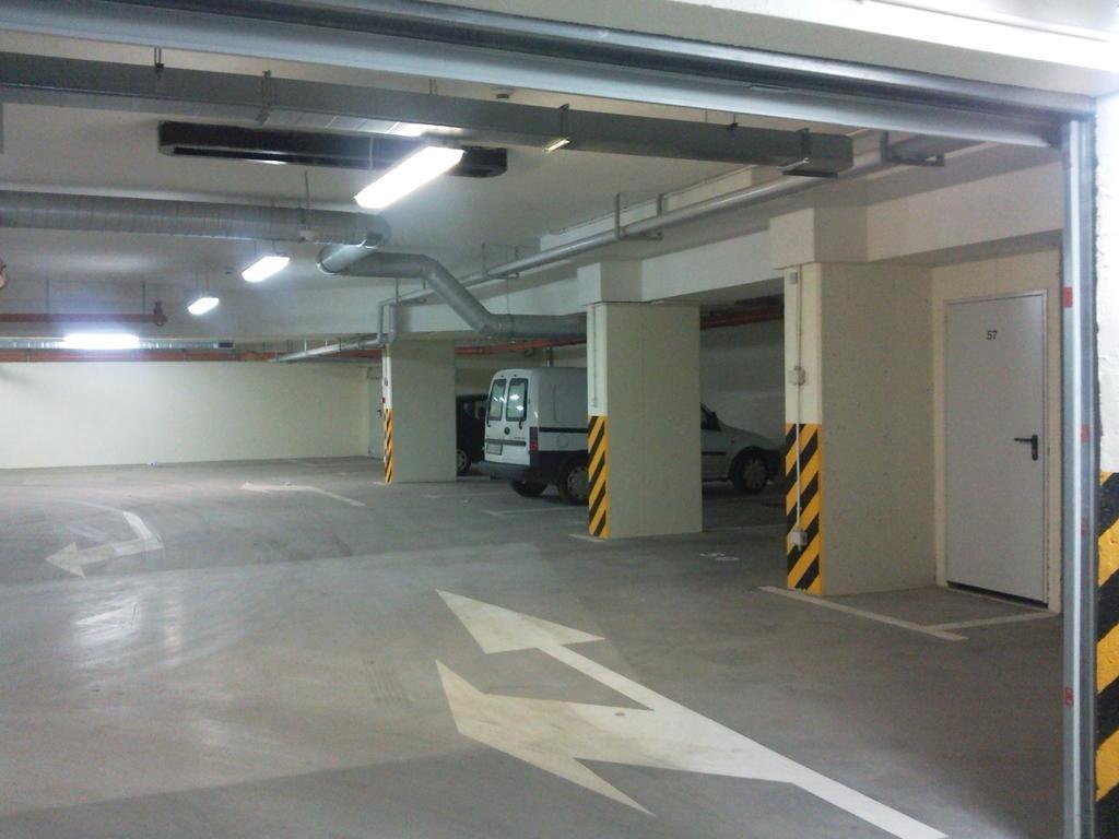 Apartment Kraków Arena Buitenkant foto